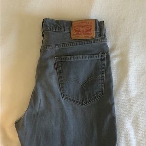 Vintage 550 Levi’s.